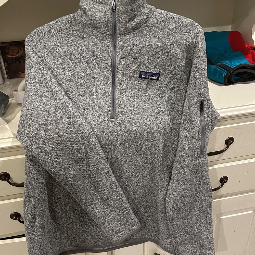 Patagonia Heathered Gray Quarter-Zip Fleece